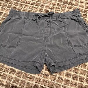 GAP Women's Charcoal Shorts